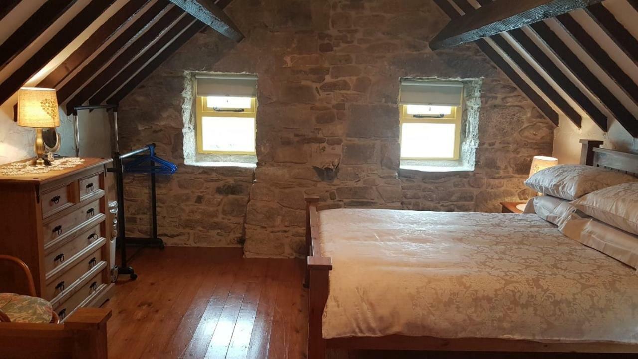 Stunning Views At Ballagh Cottage Newcastle Newcastle  Exteriér fotografie
