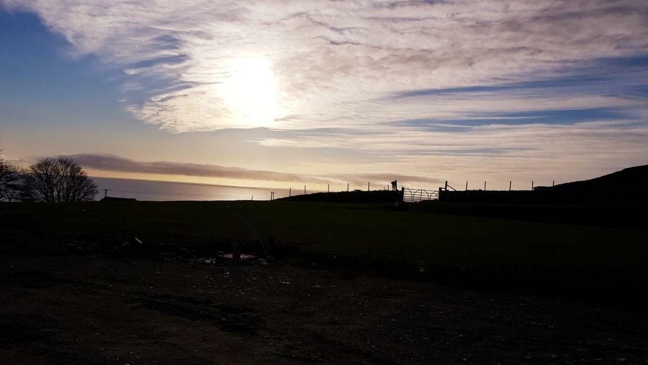 Stunning Views At Ballagh Cottage Newcastle Newcastle  Exteriér fotografie