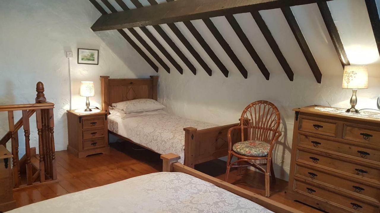 Stunning Views At Ballagh Cottage Newcastle Newcastle  Exteriér fotografie